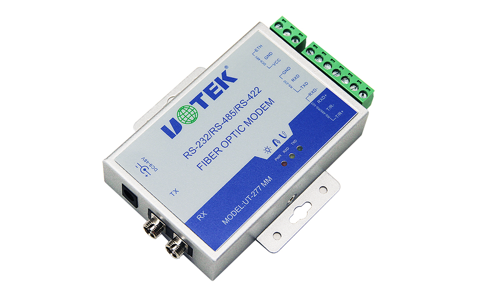 UT-277工業(yè)級(jí)串口（RS-232/485/422）光纖轉(zhuǎn)換器.jpg